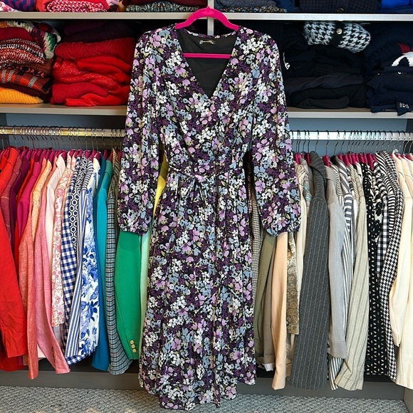 Pretty Garden purple and blue long elastic cuff sleeve v snap neck dress size M - Picture 1 of 3